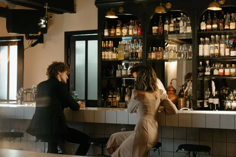 What the Body Reveals: Decoding Nonverbal Communication in Istanbul Companionship Settings