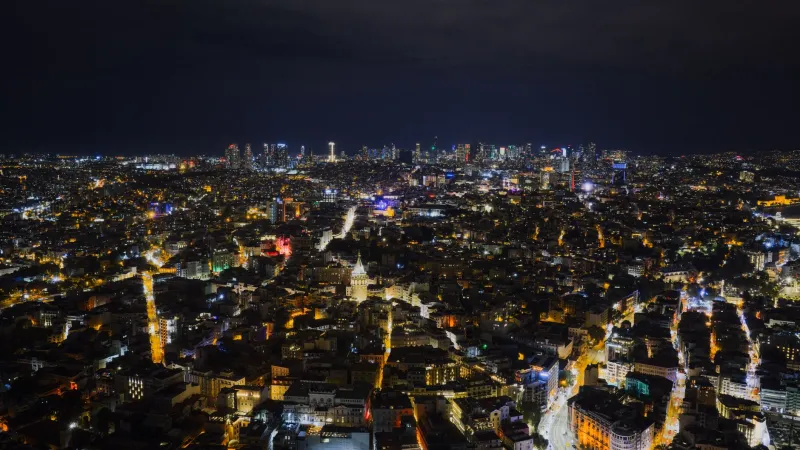 Rethinking Istanbul: A Modern American Traveler's Guide to Dating Culture and Companionship Etiquette