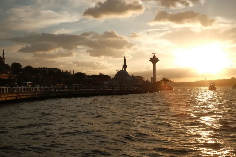 Clearing the Air: What American Travelers Get Wrong About Romance and Companionship in Istanbul